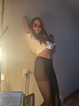 MaryMathews online show from 4, 4, 2026