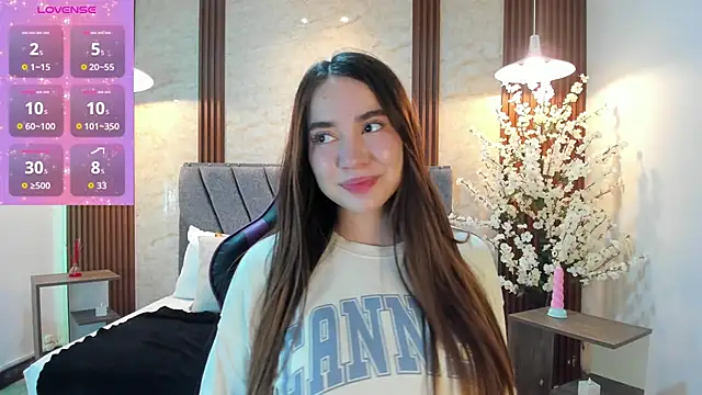 Anissa m  online show from 13, 4, 2026