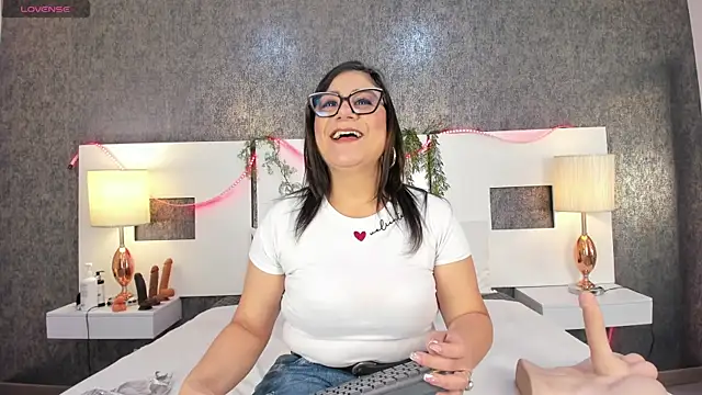 anna  lu online show from 30, 4, 2026