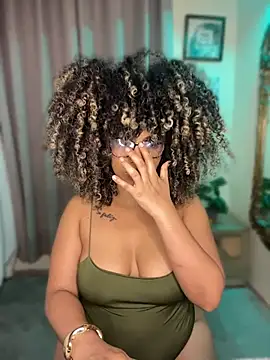 Snapshot of Kendra_curly chatting on 13, 7, 2026 Kendra curly online show from 13, 7, 2026