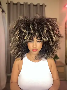 Snapshot of Kendra_curly chatting on 14, 7, 2026 Kendra curly online show from 14, 7, 2026