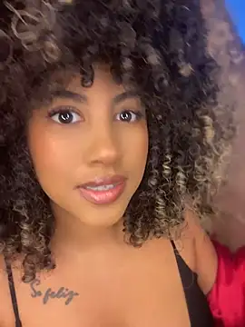 Snapshot of Kendra_curly chatting on 6, 8, 2026 Kendra curly online show from 6, 8, 2026