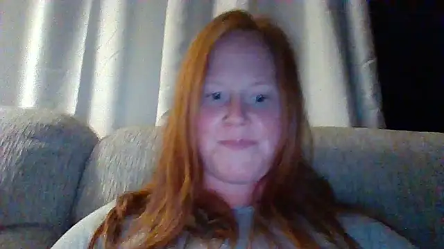 Snapshot of RedVelvetVixen chatting on 26, 3, 2026 RedVelvetVixen online show from 26, 3, 2026
