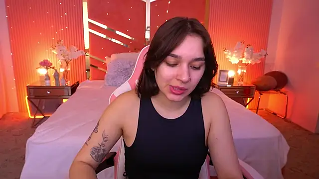 FlirtyMusa online show from 26, 4, 2026