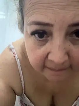 Snapshot of Martinacurvy_ chatting on 11, 6, 2026 Martinacurvy online show from 11, 6, 2026