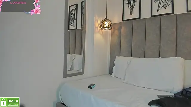 Snapshot of Natasha_Marin chatting on 5, 4, 2026 Natasha Marin online show from 5, 4, 2026
