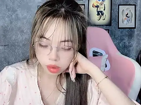 Snapshot of Bella167 chatting on 29, 3, 2026 Bella167 online show from 29, 3, 2026