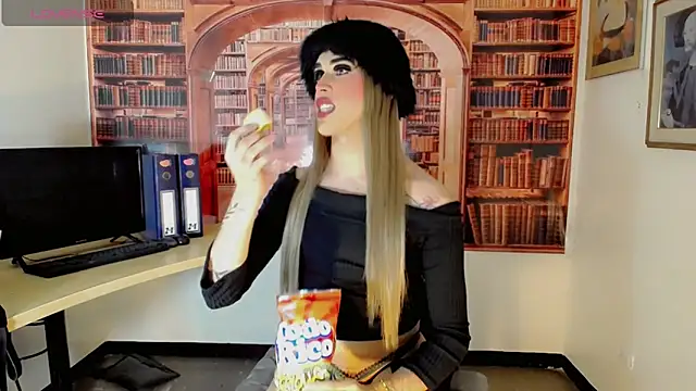 Snapshot of rashell_queen chatting on 29, 3, 2026 rashell queen online show from 29, 3, 2026