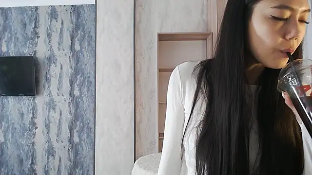 Snapshot of SecretTiny chatting on 20, 5, 2026 SecretTiny online show from 20, 5, 2026