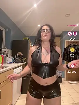 IvyBelleMilf online show from 27, 4, 2026