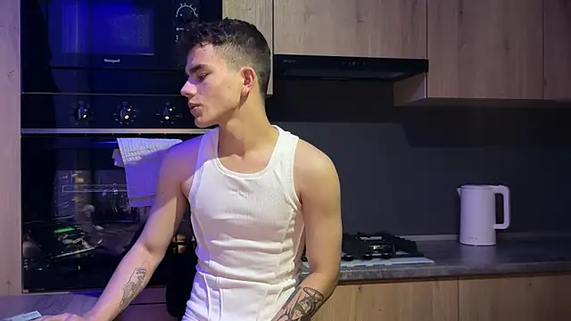 MaxWoolf online show from 3, 6, 2026