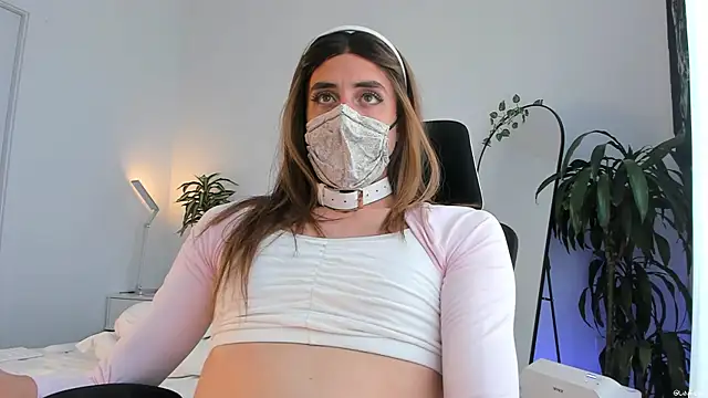 LilyReina online show from 22, 4, 2026
