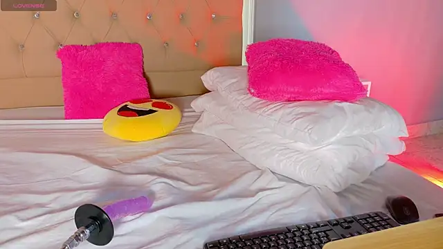 CandyRose   online show from 31, 3, 2026