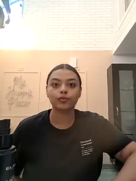 scarlett  2 online show from 9, 5, 2026