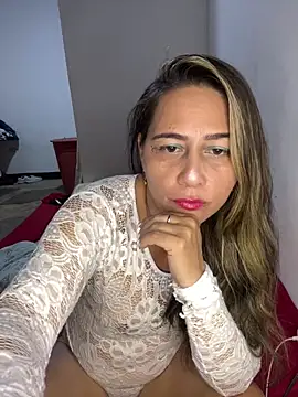 Snapshot of _violeta_99 chatting on 14, 4, 2026 violeta 99 online show from 14, 4, 2026