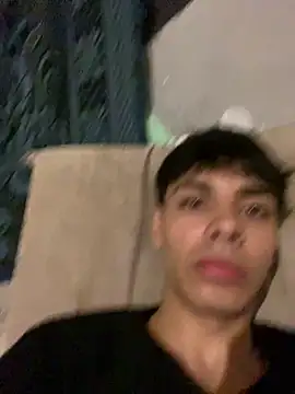 AgusTr online show from 10, 4, 2026