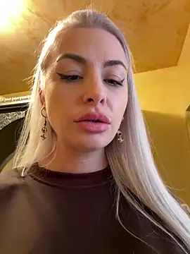 Snapshot of Any_Anytta chatting on 4, 5, 2026 Any Anytta online show from 4, 5, 2026
