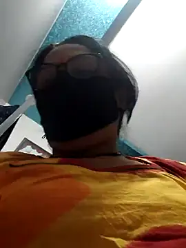 Snapshot of purvi46 chatting on 2, 4, 2026 purvi46 online show from 2, 4, 2026