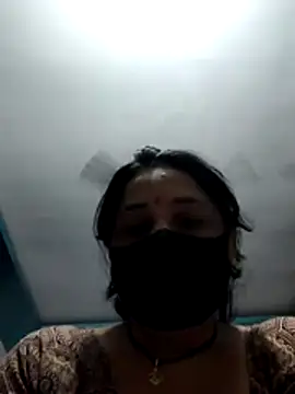 Snapshot of purvi46 chatting on 8, 4, 2026 purvi46 online show from 8, 4, 2026