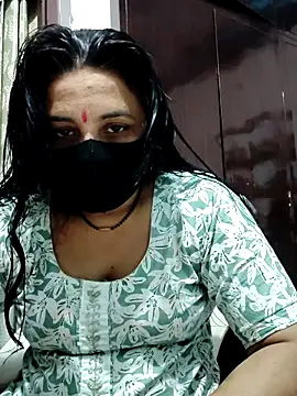 Snapshot of purvi46 chatting on 10, 4, 2026 purvi46 online show from 10, 4, 2026