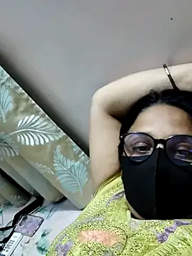 Snapshot of purvi46 chatting on 31, 5, 2026 purvi46 online show from 31, 5, 2026