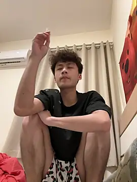 Snapshot of sexyboy-3525 chatting on 15, 4, 2026 sexyboy-3525 online show from 15, 4, 2026