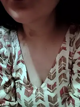 Snapshot of ZOYA_KHAN-123 chatting on 2, 5, 2026 ZOYA KHAN-123 online show from 2, 5, 2026