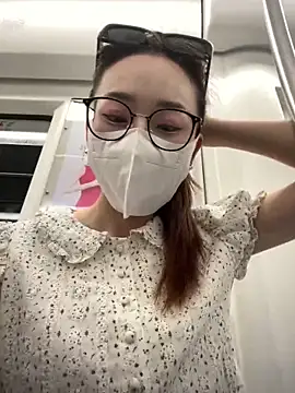 meimeibuguai online show from 17, 6, 2026