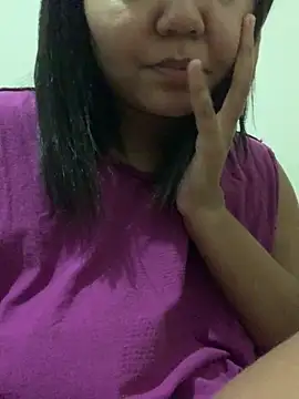 Snapshot of viviboraaaa chatting on 12, 6, 2026 viviboraaaa online show from 12, 6, 2026