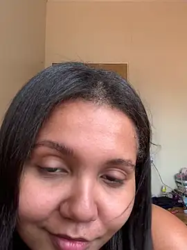 Snapshot of viviboraaaa chatting on 18, 6, 2026 viviboraaaa online show from 18, 6, 2026