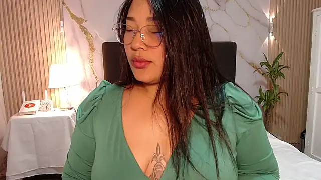 cataleyarosellee online show from 29, 7, 2026