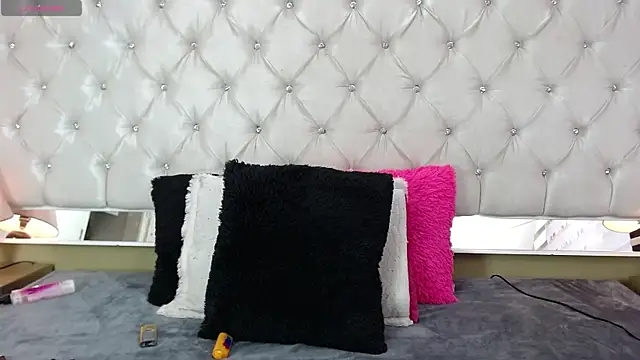 Snapshot of MistressNyx_ chatting on 20, 5, 2026 MistressNyx online show from 20, 5, 2026