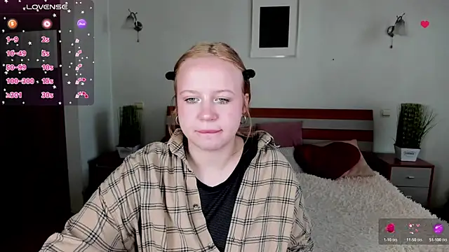 Snapshot of KittyCutest chatting on 30, 3, 2026 KittyCutest online show from 30, 3, 2026