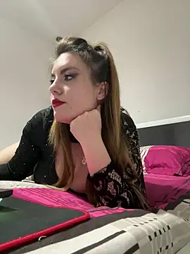 SilkObsession online show from 6, 4, 2026