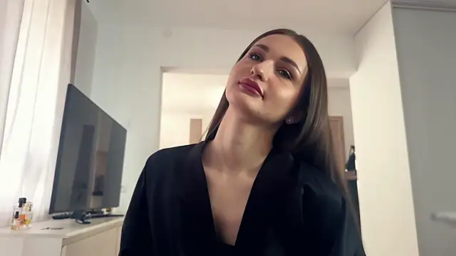 Snapshot of HallieHollo chatting on 3, 4, 2026 HallieHollo online show from 3, 4, 2026
