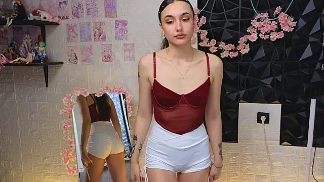 Snapshot of belle_cute chatting on 3, 4, 2026 belle cute online show from 3, 4, 2026