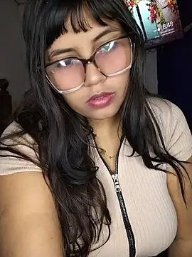 milyhot4 online show from 2, 4, 2026