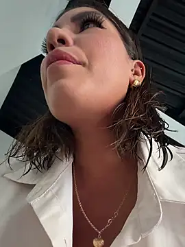 CocoaParadise  online show from 13, 4, 2026