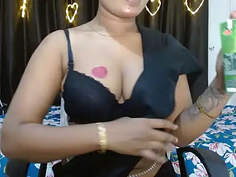 Snapshot of Piyu_x chatting on 5, 6, 2026 Piyu x online show from 5, 6, 2026