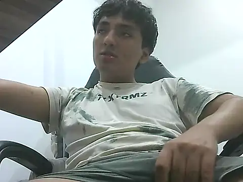 boynovaa online show from 25, 5, 2026