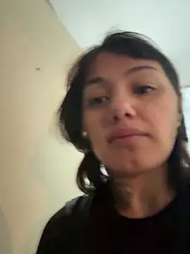 Snapshot of Abrildqquino chatting on 8, 5, 2026 Abrildqquino online show from 8, 5, 2026