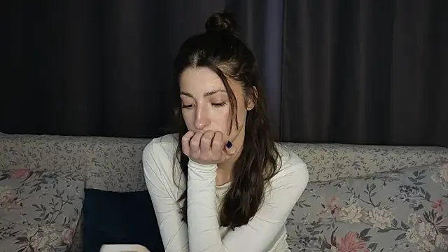 YayFine online show from 18, 4, 2026