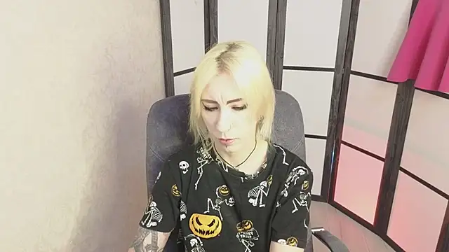 Snapshot of Black_Orchides chatting on 15, 7, 2026 Black Orchides online show from 15, 7, 2026