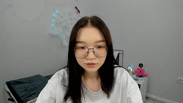 syuri sun online show from 8, 6, 2026