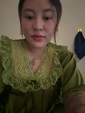 Snapshot of Lina-Naughty chatting on 23, 4, 2026 Lina-Naughty online show from 23, 4, 2026
