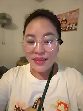 Snapshot of Lina-Naughty chatting on 24, 4, 2026 Lina-Naughty online show from 24, 4, 2026