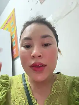 Snapshot of Lina-Naughty chatting on 23, 5, 2026 Lina-Naughty online show from 23, 5, 2026