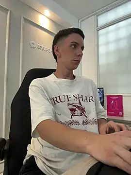 Snapshot of Liam_Fiire chatting on 10, 4, 2026 Liam Fiire online show from 10, 4, 2026