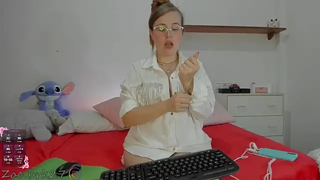 Snapshot of Zoe_brk chatting on 11, 5, 2026 Zoe brk online show from 11, 5, 2026