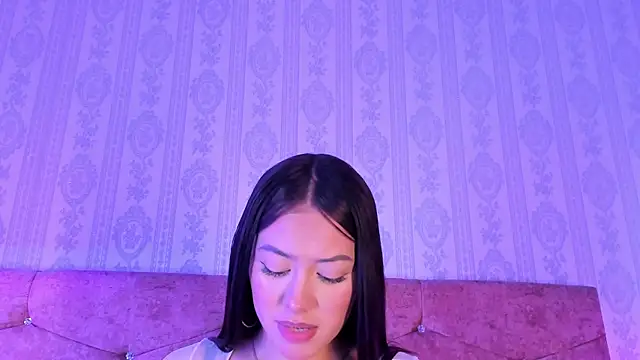 Ashley 0Duboiss online show from 25, 4, 2026